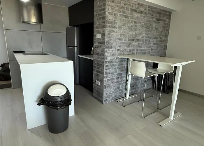 アパート Marimar2 Paradise By The Sea ラルナカ